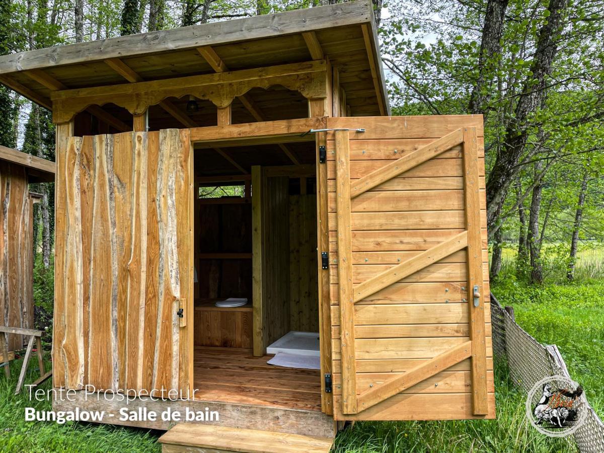 Parc Animalier Du Herisson Villa Doucier Exterior foto